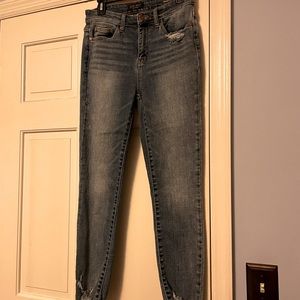Judy Blue skinny distressed jeans